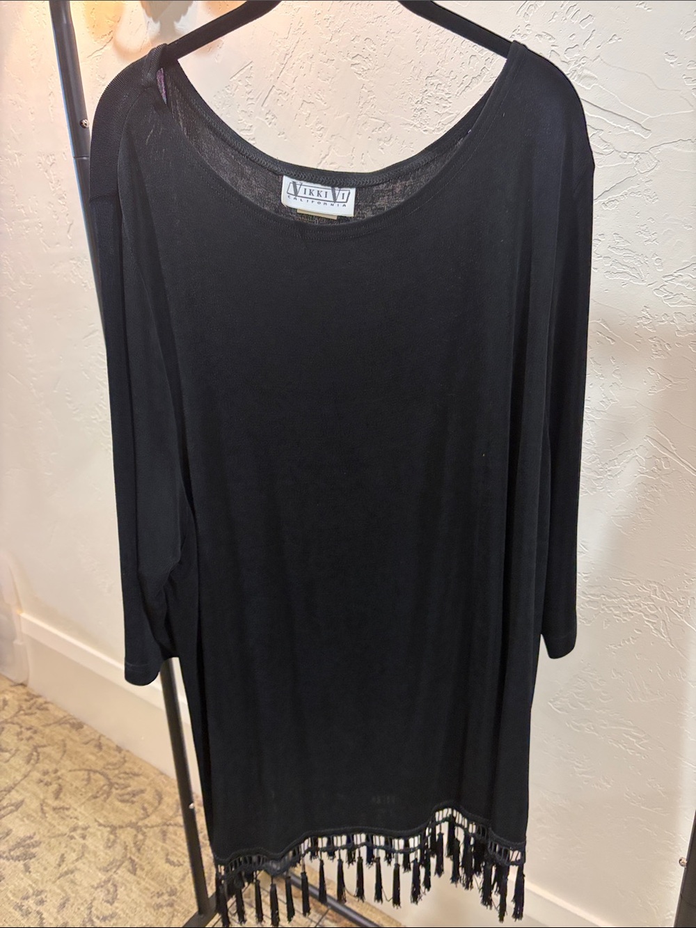 Vikki Vi Black Fringe-Hem Tunic Top 2X